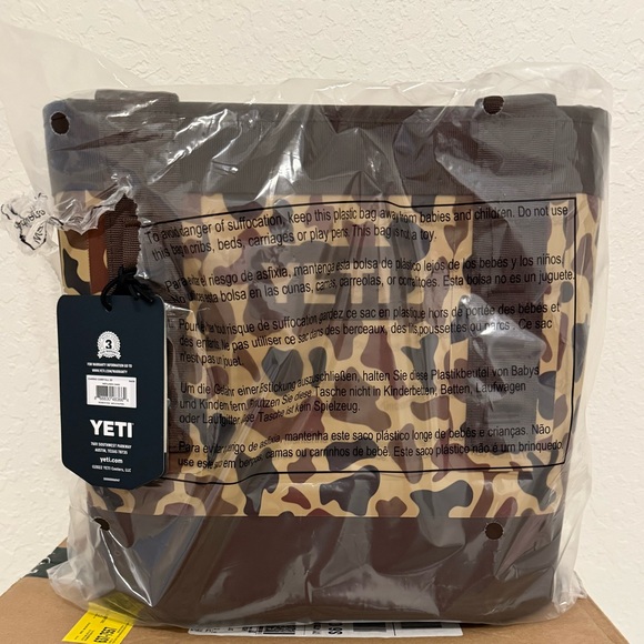 Yeti Camino 20 Camo NWT